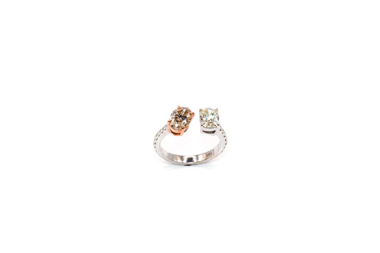 18KT Two Tone Engagement Ring with Oval and Cushion Cut (Round Diamonds on Band)
