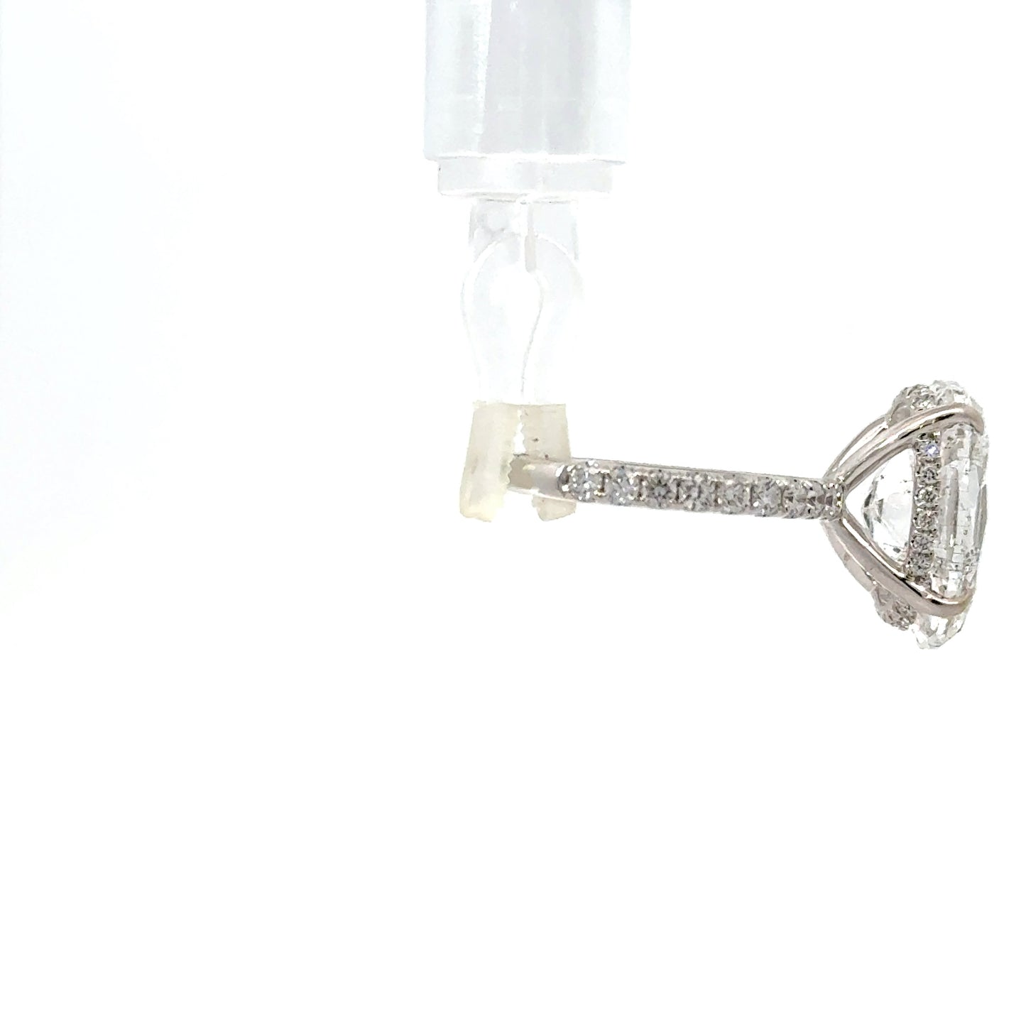 Lab Grown Diamond Oval 7ct Engagement Ring 18K with Side Diamond Band