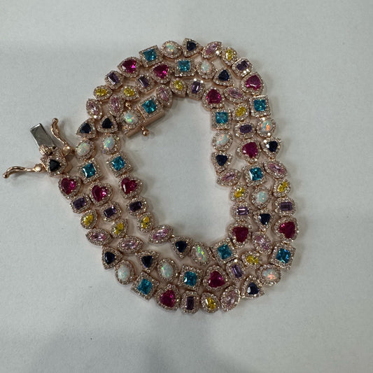 Multi shaped necklace CVD